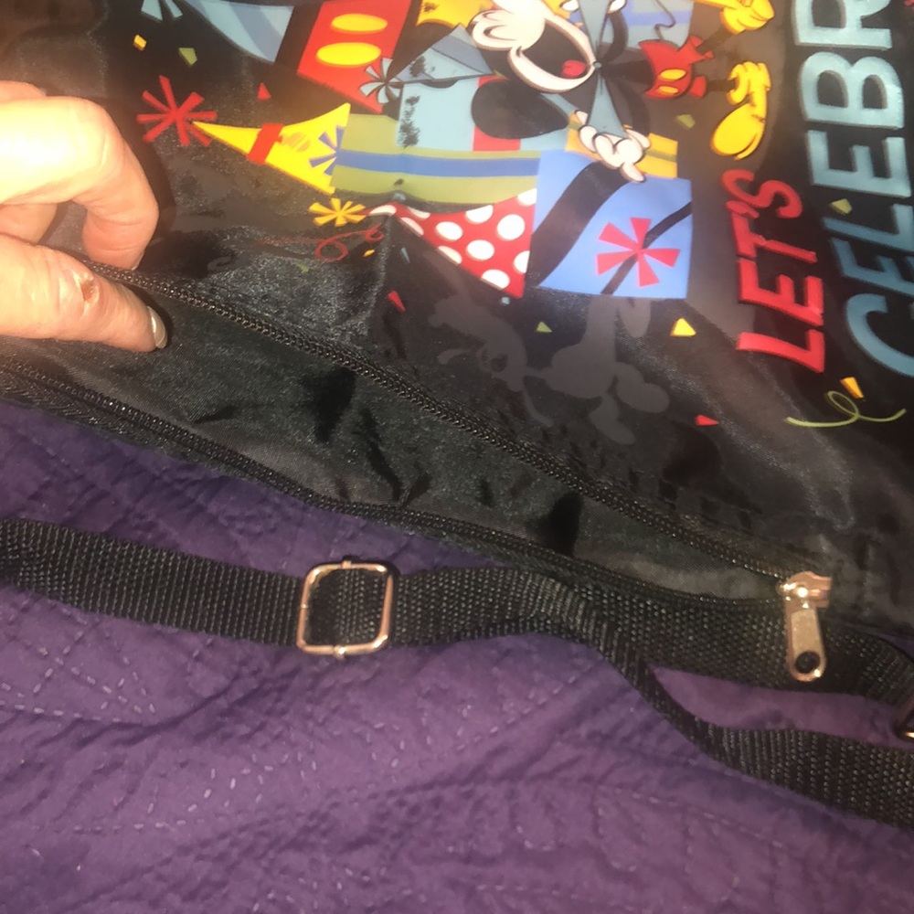 Disney Mickey Draw String Back Pack - Picture 5 of 9
